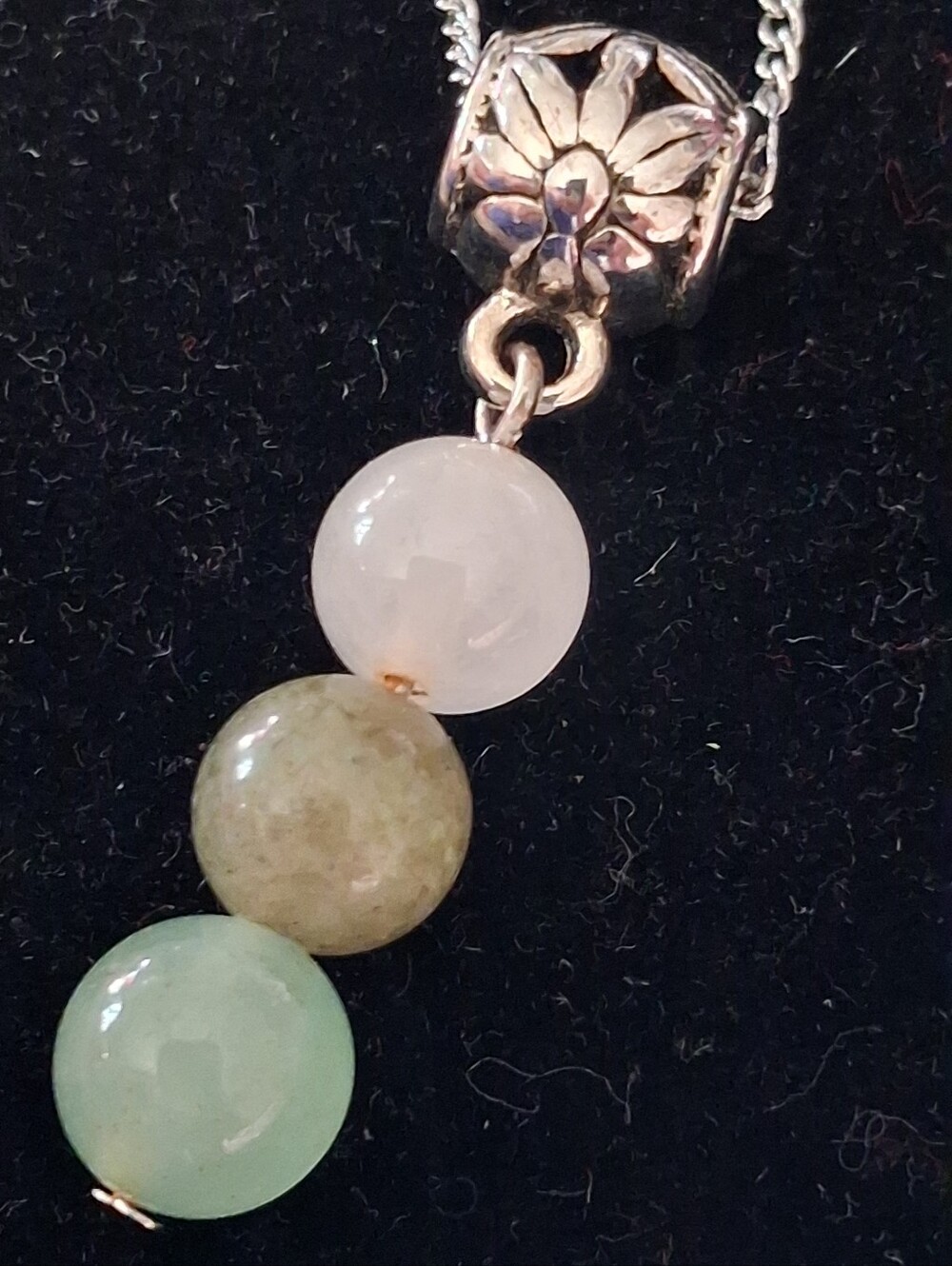 Silvertone Green & White Natural Stone Bead Pendant Necklace